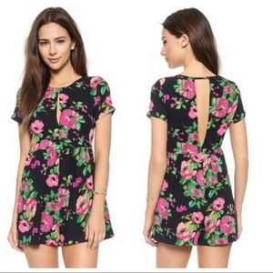 Renamed Womens Lucid Short Sleeve Shorts Romper Black Pink Floral size Medium